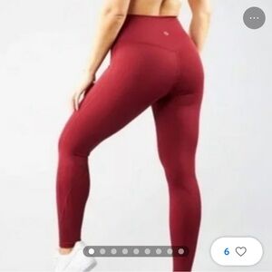 Buffbunny Vibe Performance Leggings in color Caberae (Dark red), size XS, NWOT